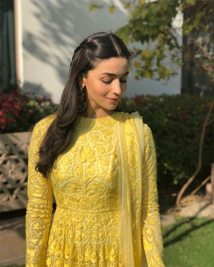 11 Hairstyles That You Can Sport with Your Kurtis to Make a Strong Fashion  Statement 2020
